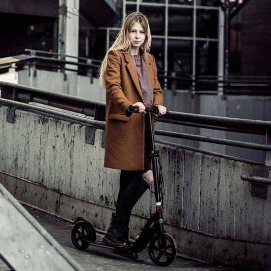 Brandneu 👍 HUDORA BigWheel® Style 230, Scooter Schwarz 🎁 9 Brandneu 👍 HUDORA BigWheel® Style 230, Scooter Schwarz 🎁 – Bild 7