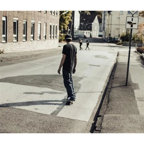 Schlussverkauf 🎁 Skateboard Hudora Torrance ABEC 5 🔥 6 Schlussverkauf 🎁 Skateboard Hudora Torrance ABEC 5 🔥 – Bild 4